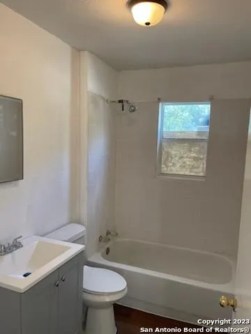519 walton San Antonio, TX 78225